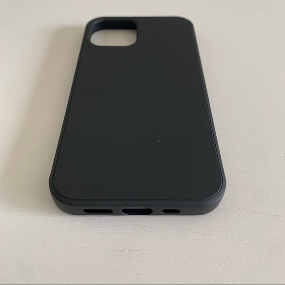 Soft Silicone IPhone 12 / 12 Pro Case - Picture 7 of 8